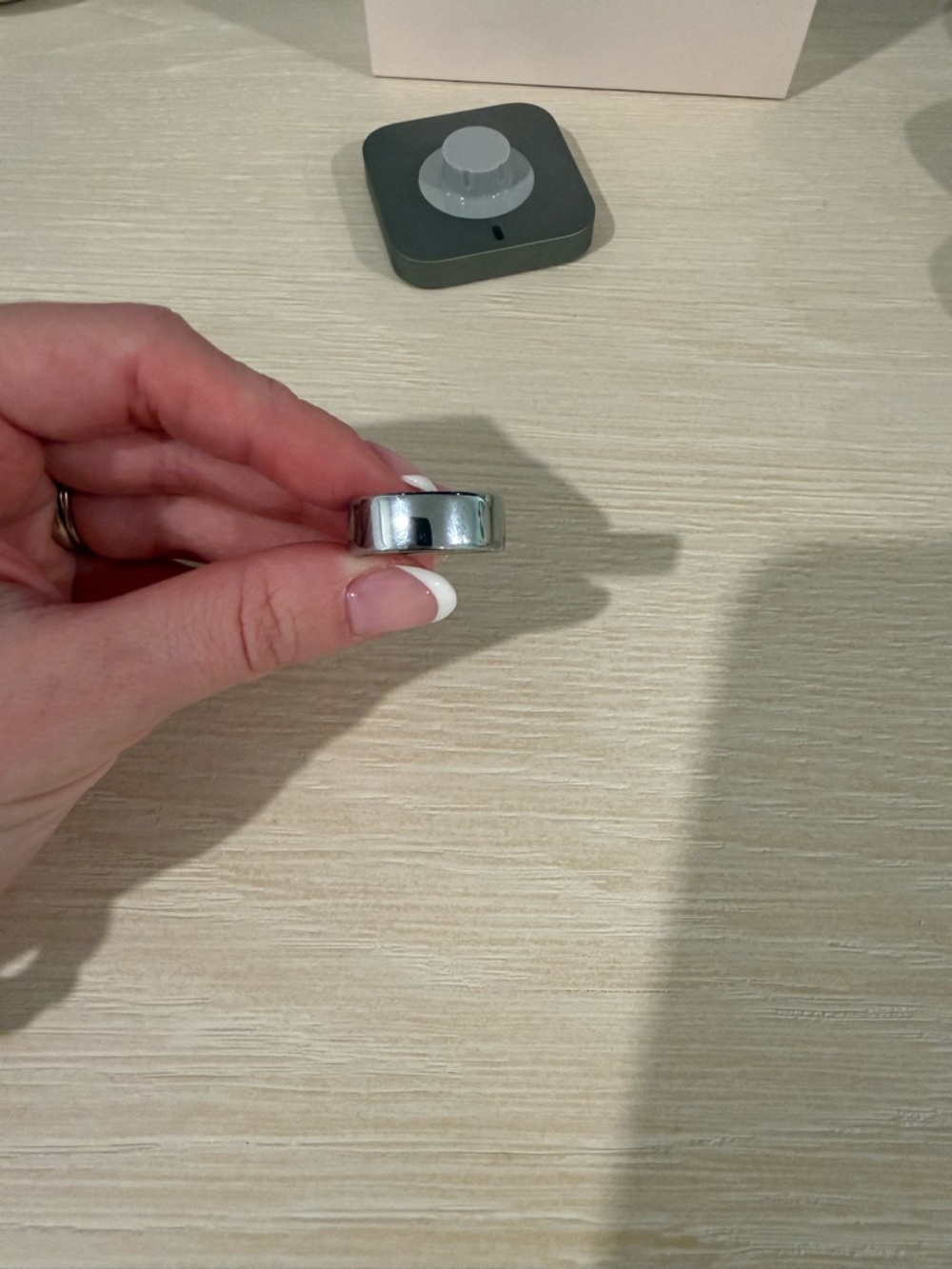 Oura Ring 4 - Picture 2 of 4